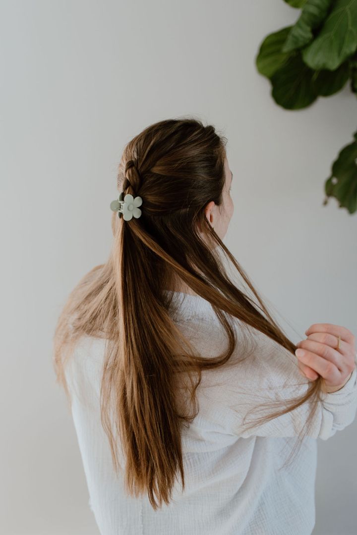 Created Mother - Flower Hair Claws - Sage