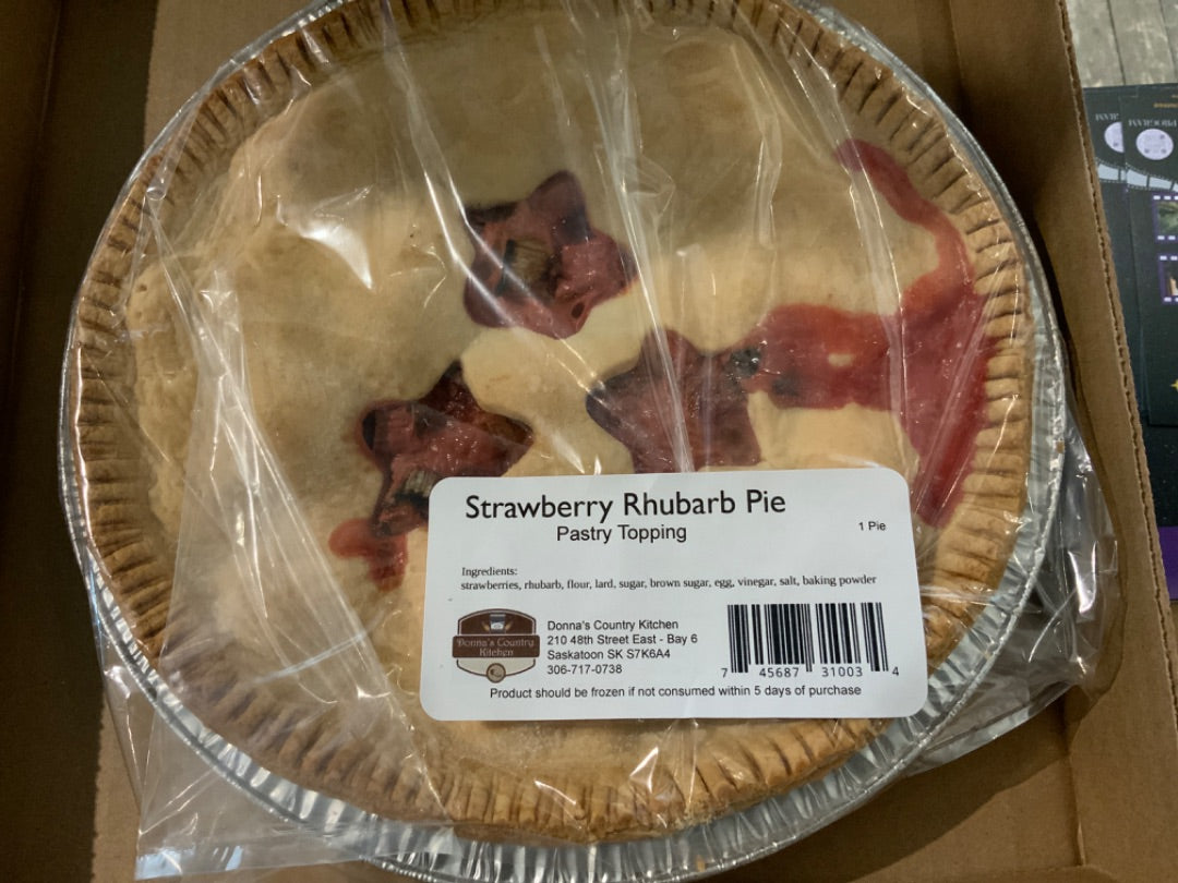 Donna's Country Kitchen - Pastry Top Pie - Strawberry Rhubarb